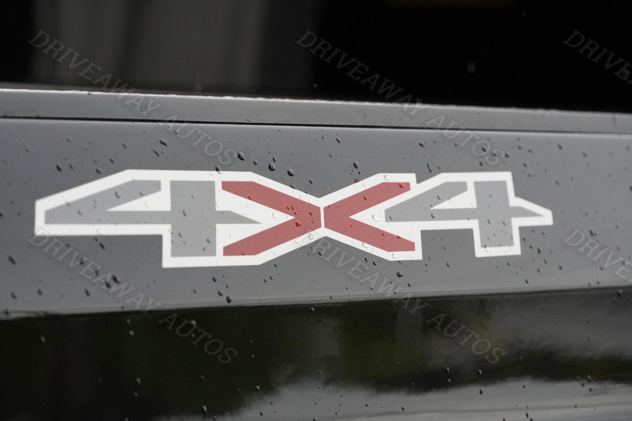 Chevrolet Silverado 1500 4WD Crew Cab 147" LTZ 2023