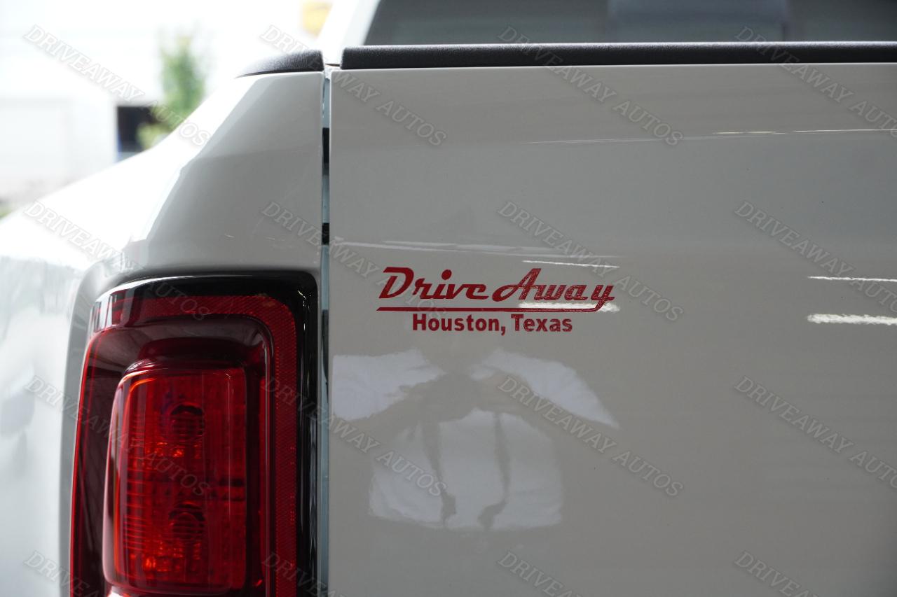 RAM 3500 Tradesman 4x4 Crew Cab 8' Box 2025
