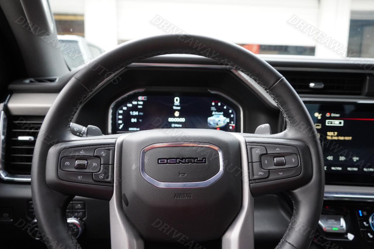 GMC Sierra 1500 4WD Crew Cab 147" Denali 2024