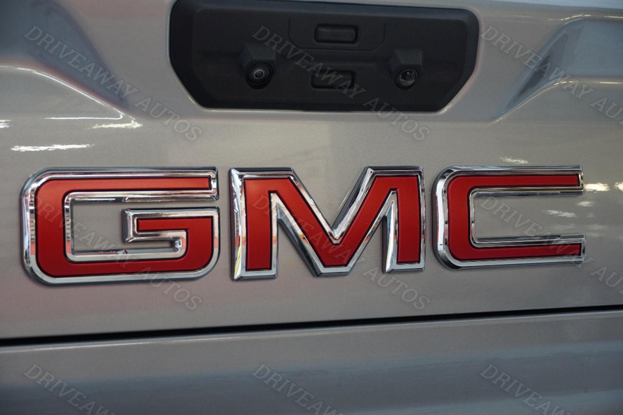 GMC Sierra 2500HD 4WD Crew Cab 159" AT4X 2025