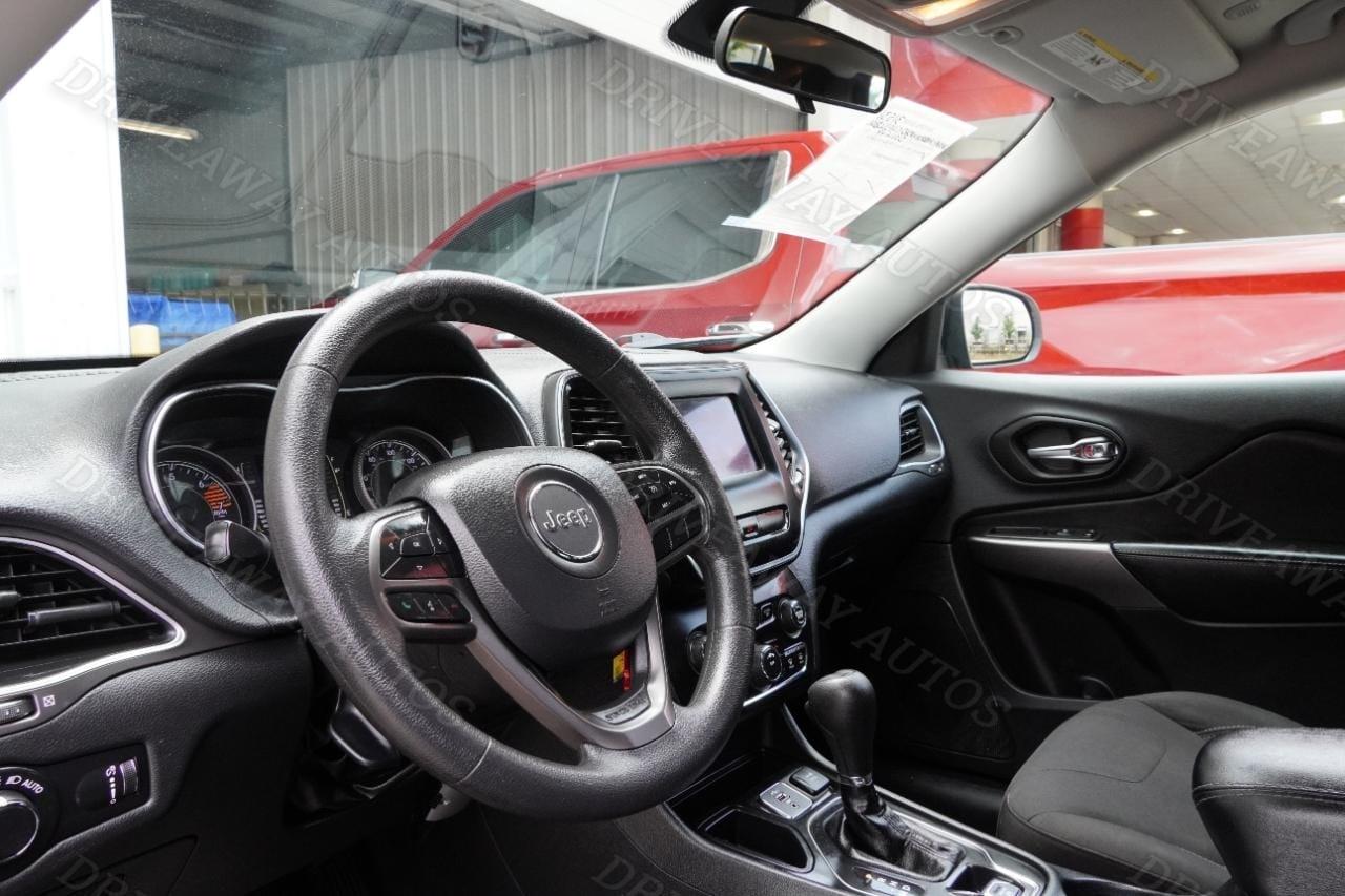 Jeep Cherokee Latitude FWD 2020