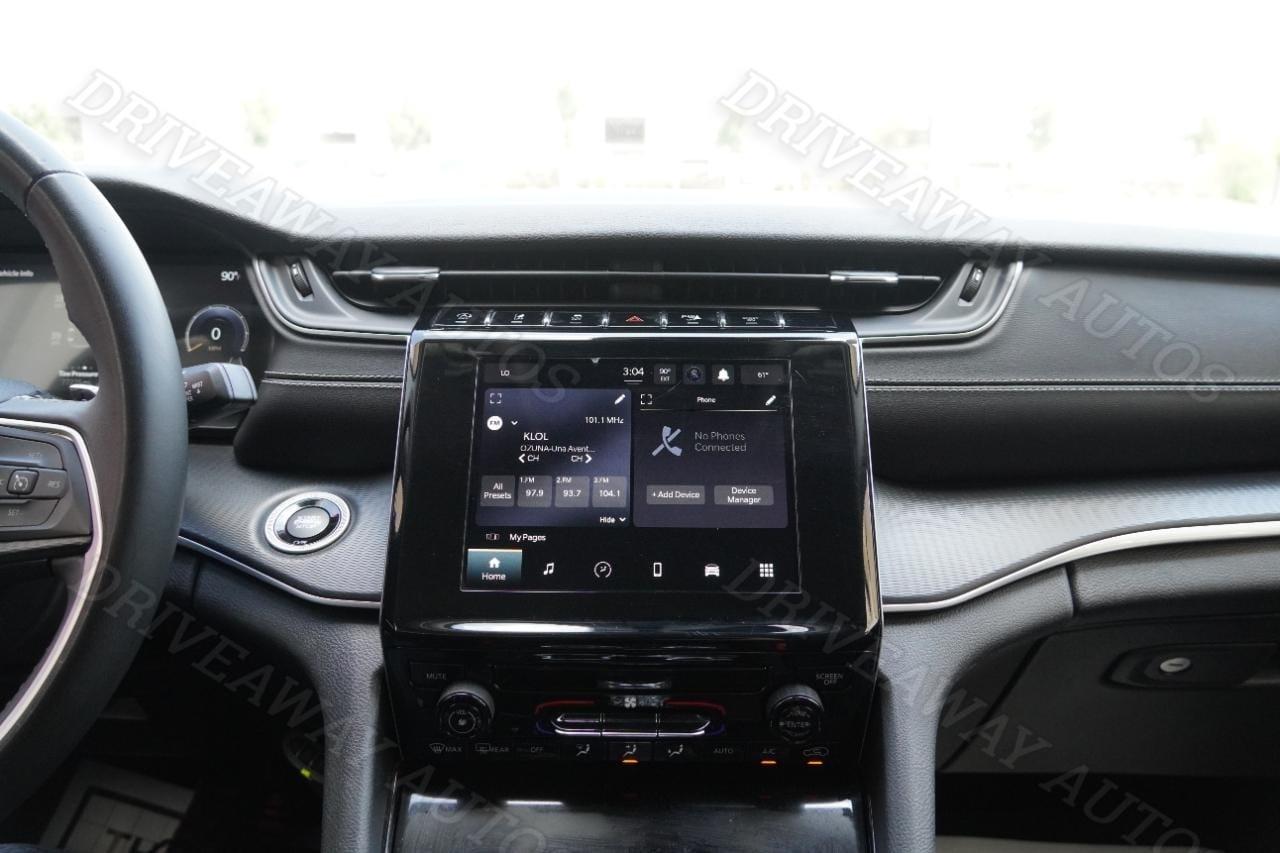 Jeep Grand Cherokee L Laredo 4x4 2023