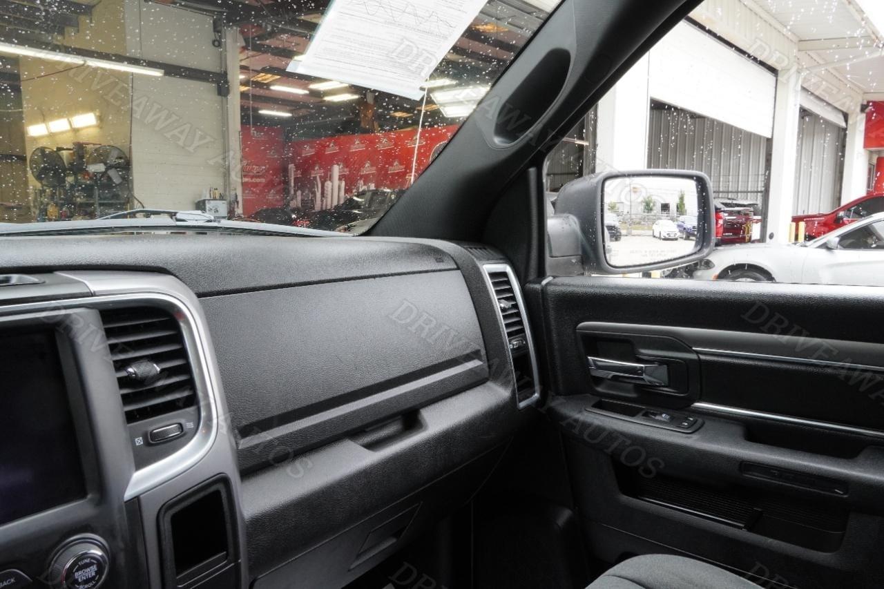 RAM 1500 Classic Warlock 4x2 Crew Cab 5'7" Box 2021