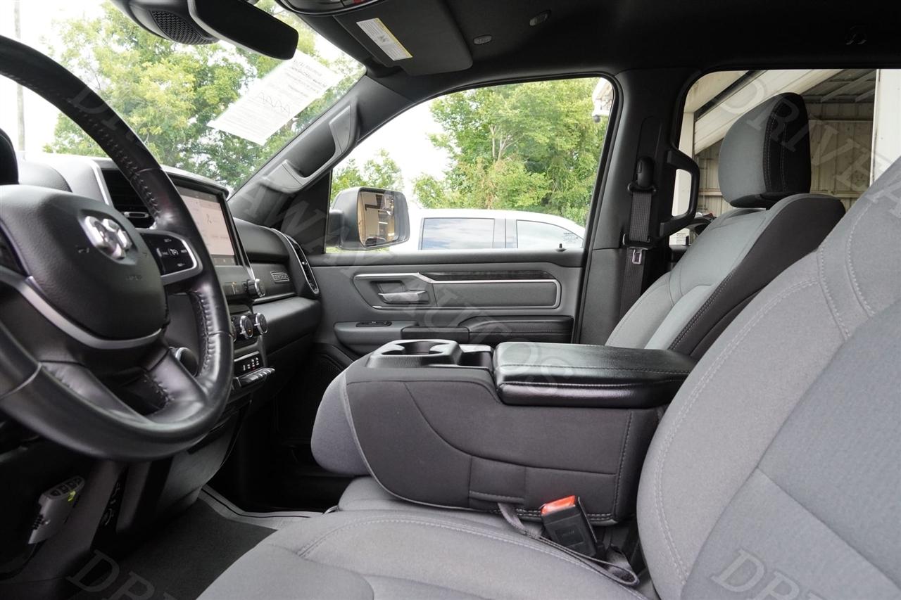 RAM 1500 Big Horn 4x4 Crew Cab 6'4" Box 2022