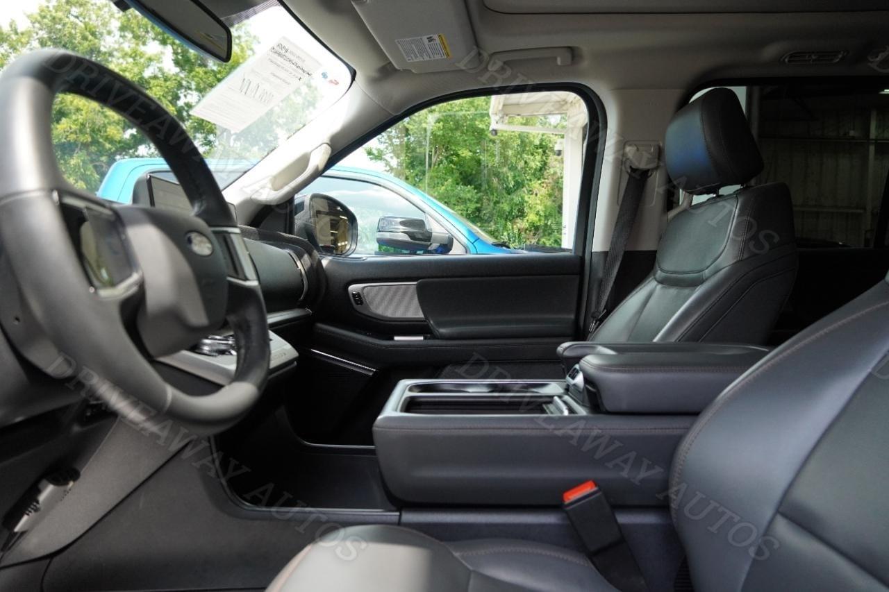 Ford Expedition Active 4x4 2025