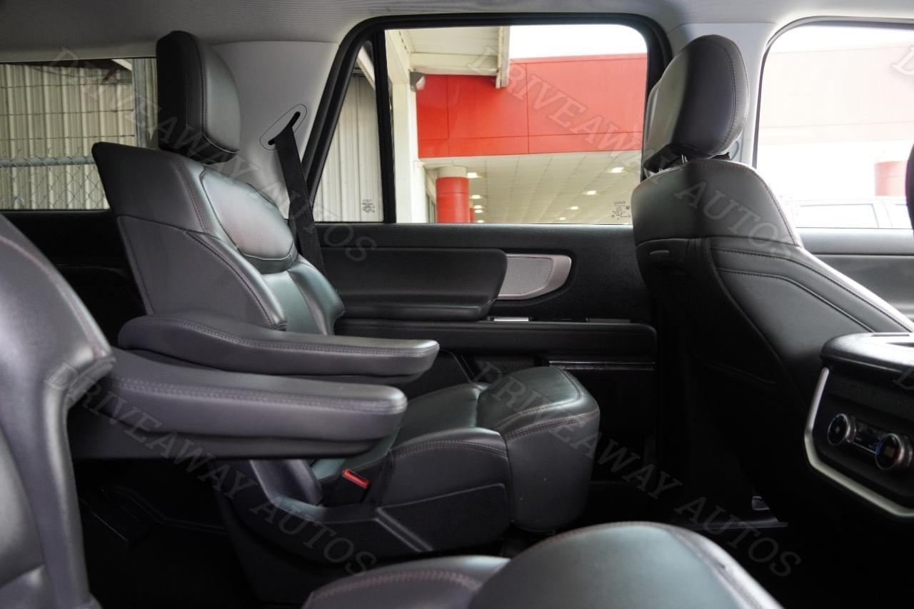 Ford Expedition Active 4x4 2025