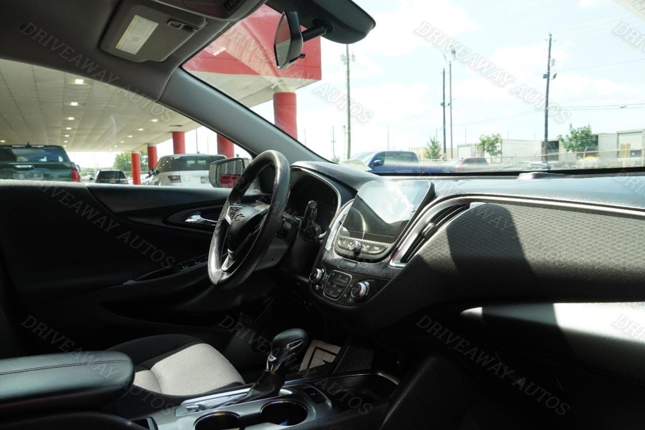 Chevrolet Malibu 4dr Sdn LT 2022