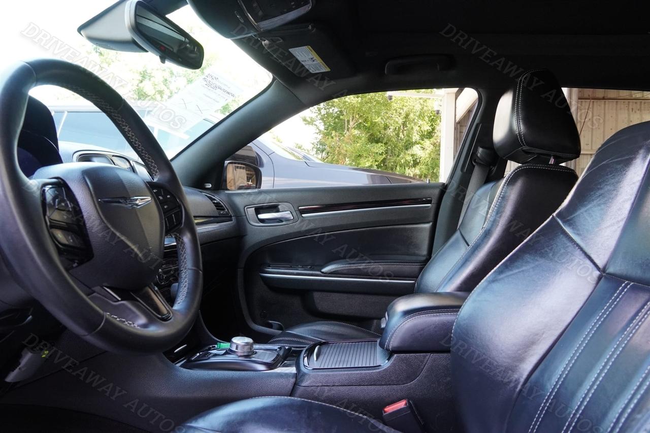 Chrysler 300 300S RWD 2023