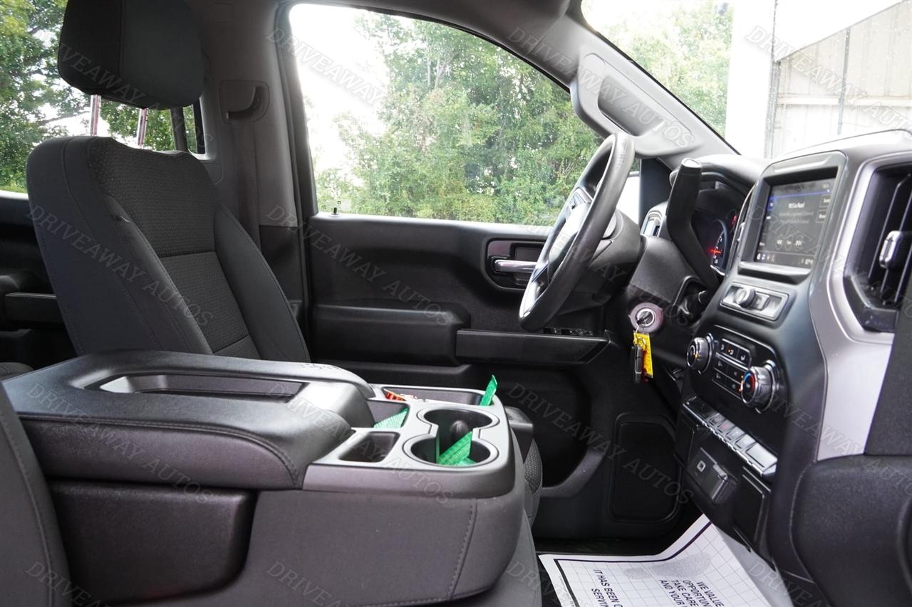 Chevrolet Silverado 1500 2WD Crew Cab 147" Custom 2020