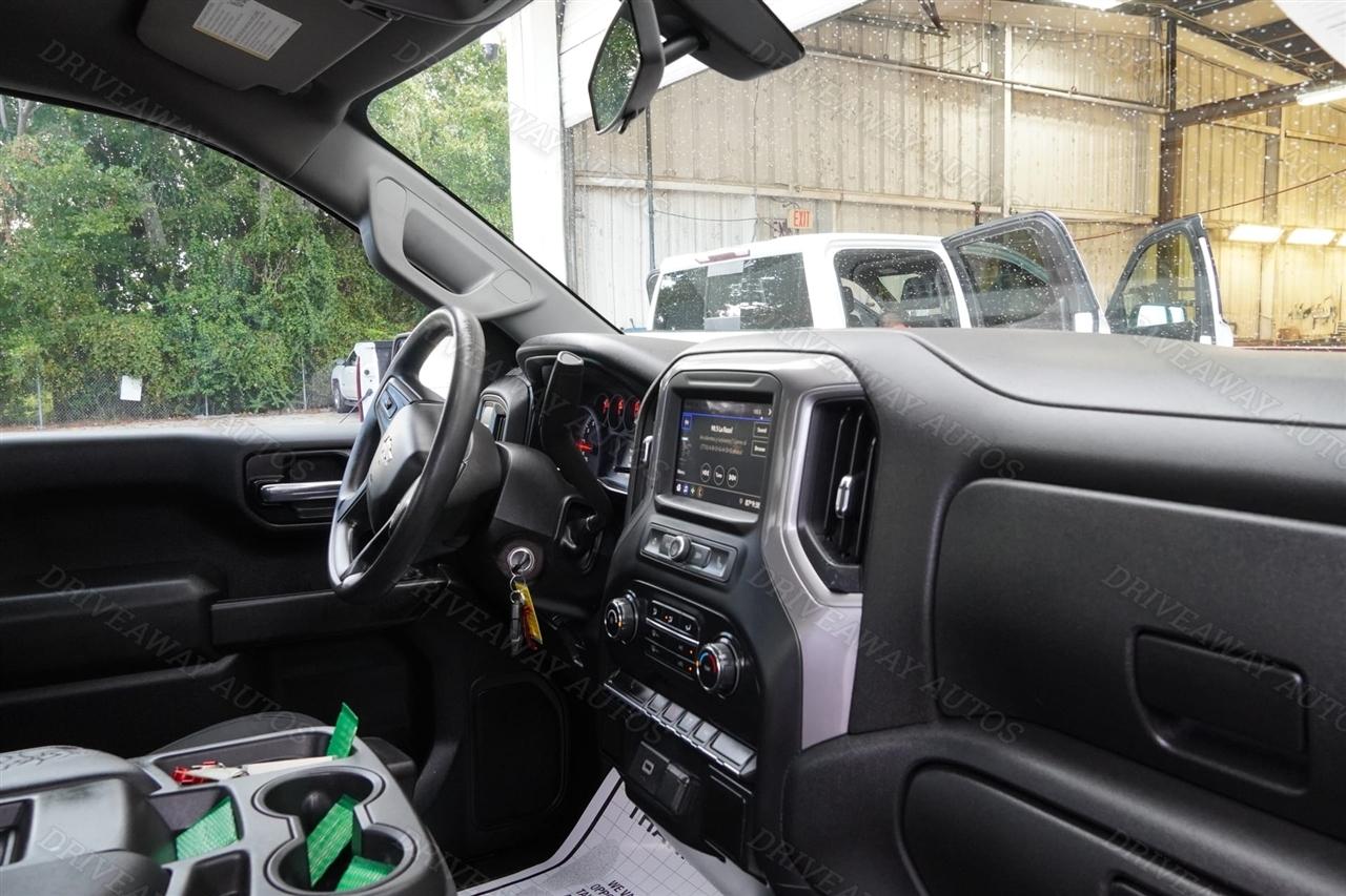 Chevrolet Silverado 1500 2WD Crew Cab 147" Custom 2020
