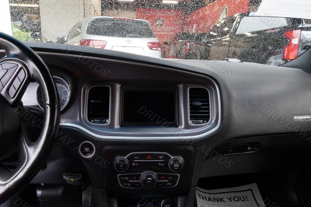 Dodge Charger SXT RWD 2022