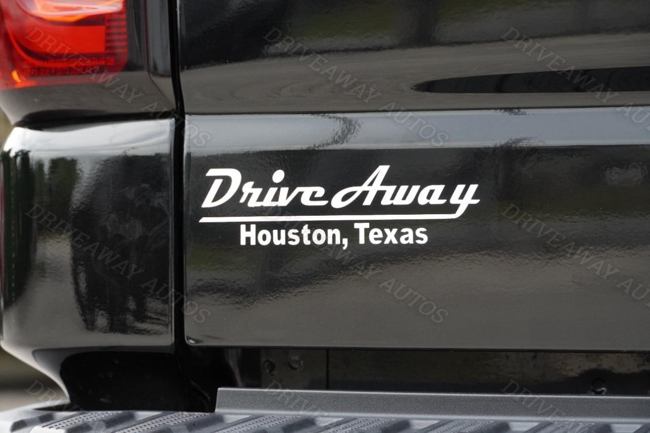 GMC Sierra 1500 4WD Crew Cab 147" Denali 2024
