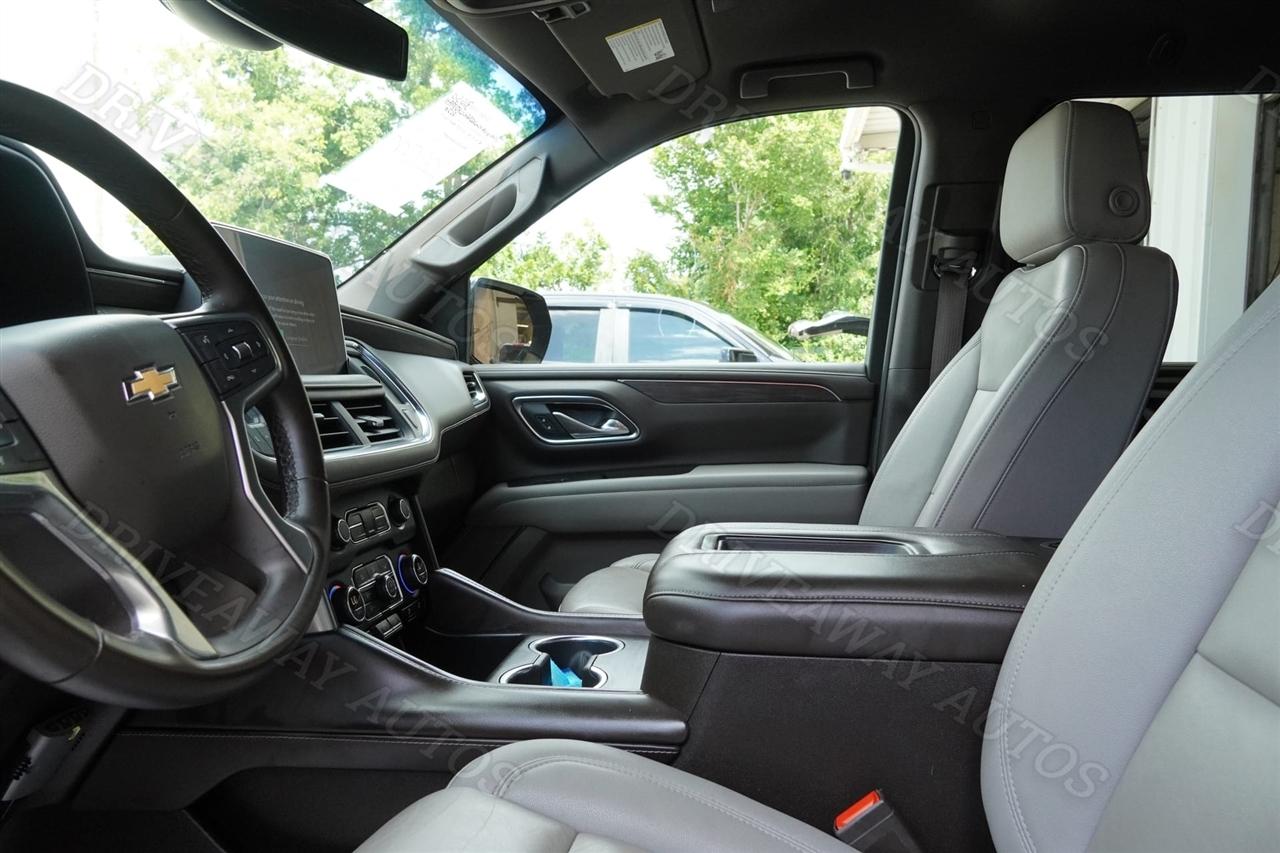 Chevrolet Suburban 2WD 4dr LT 2023