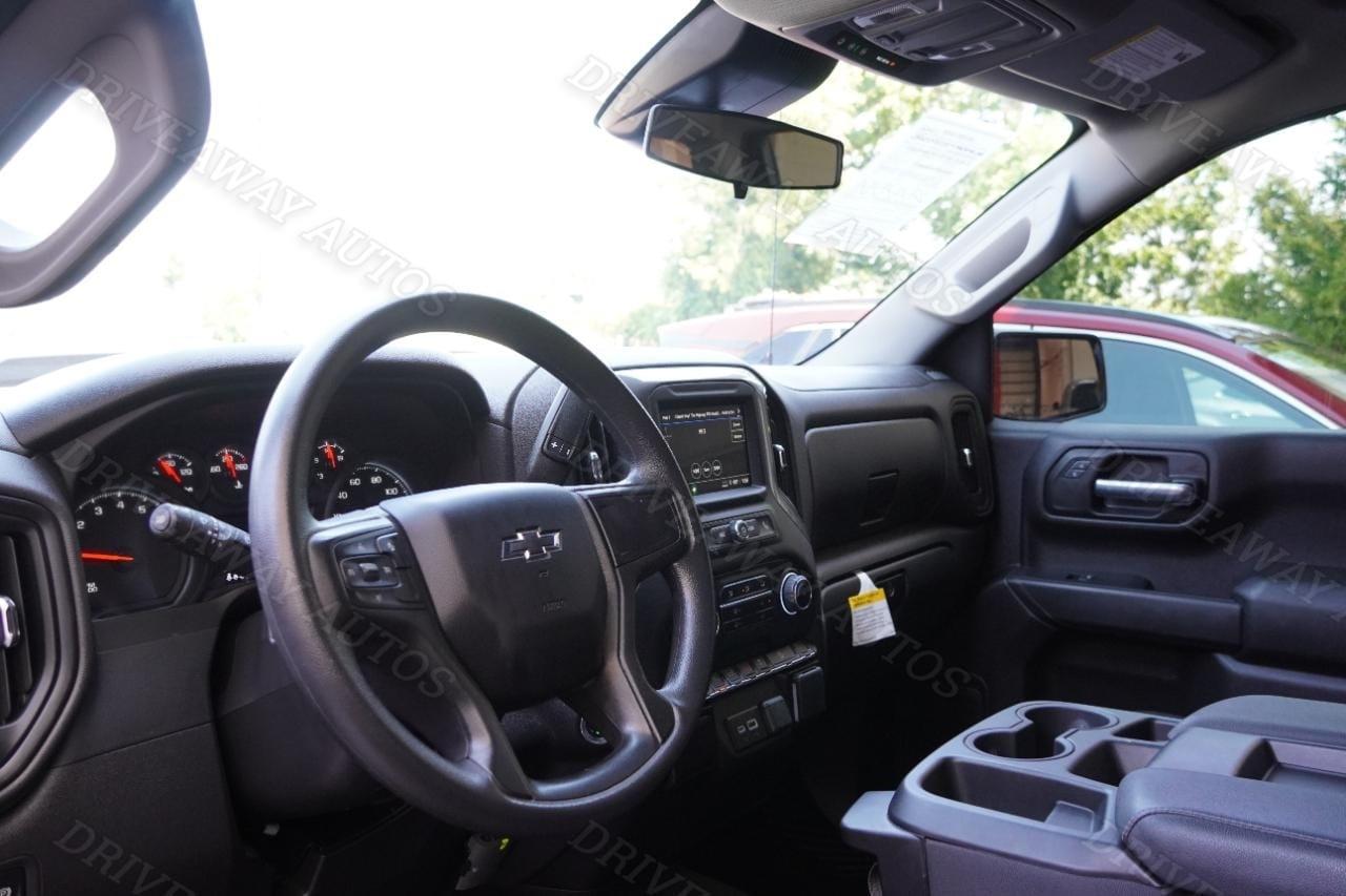Chevrolet Silverado 1500 4WD Crew Cab 147" Custom Trail Boss 2025