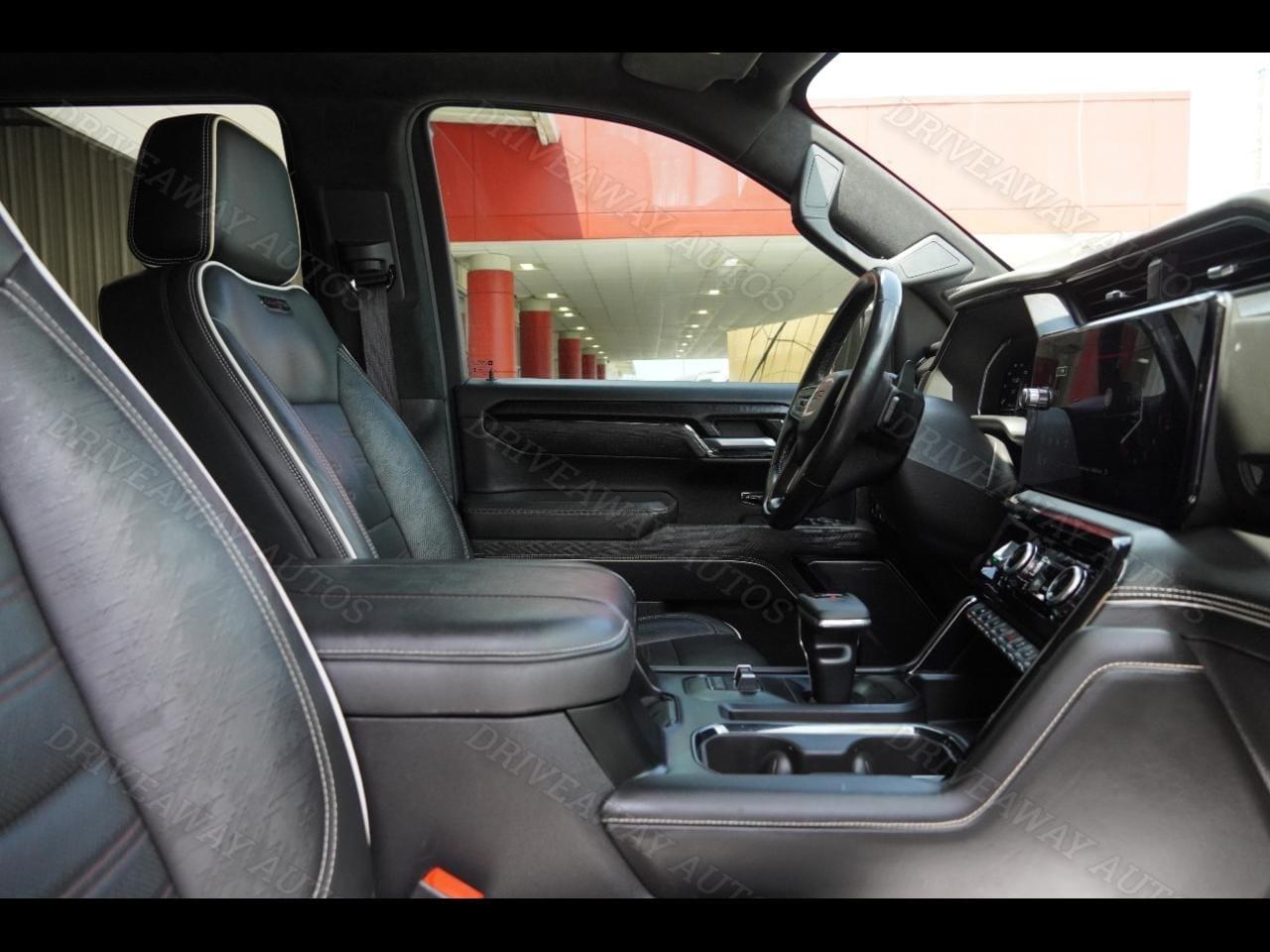 GMC Sierra 1500 4WD Crew Cab 147" AT4X 2023