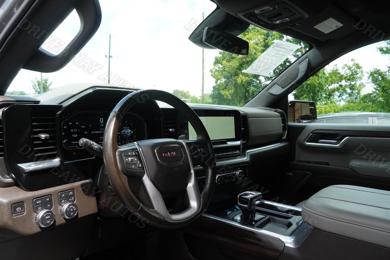 GMC Sierra 1500 4WD Crew Cab 147" SLT 2023