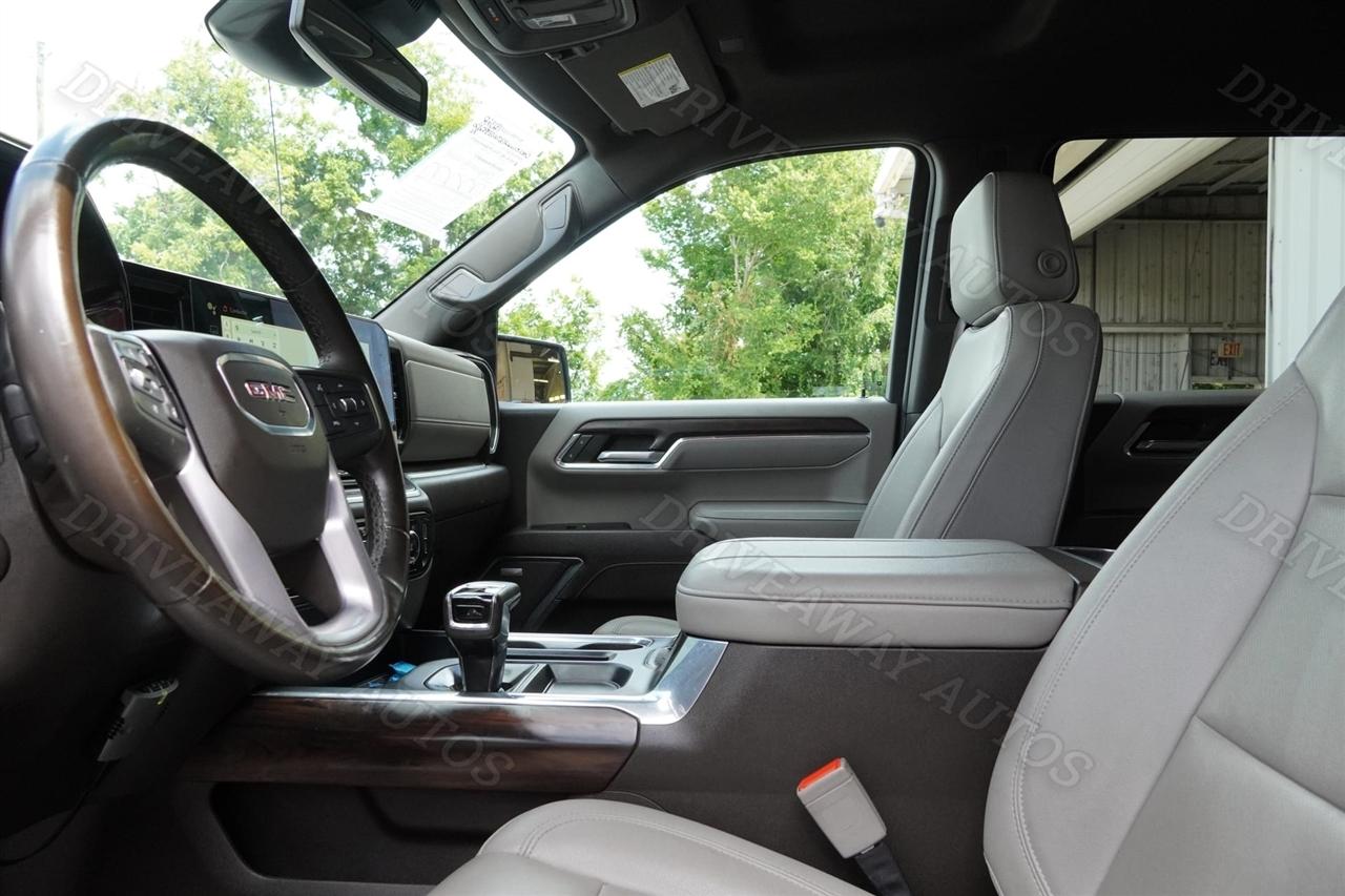 GMC Sierra 1500 4WD Crew Cab 147" SLT 2023