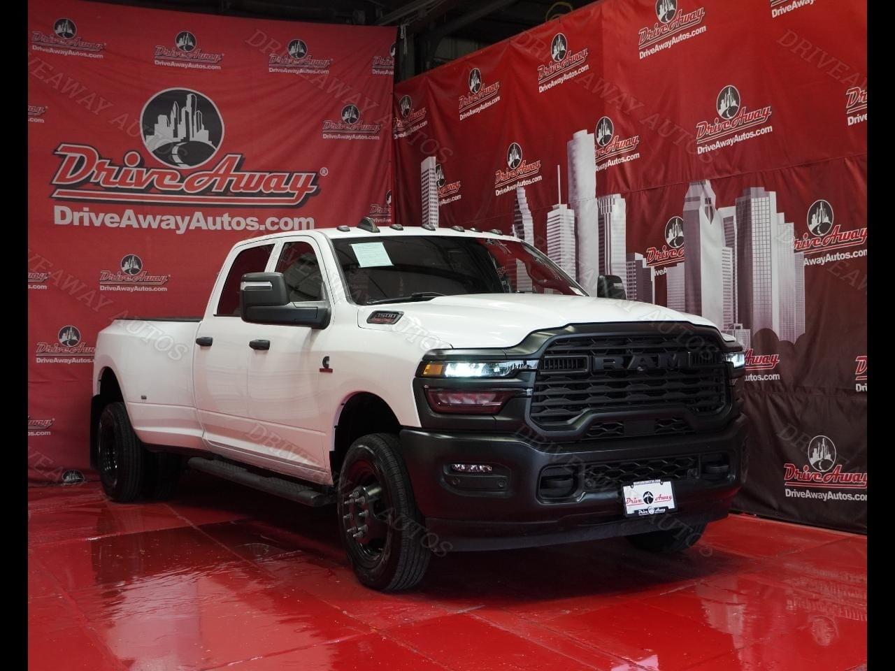 2025 RAM 3500 Tradesman 4x4 Crew Cab 8' Box