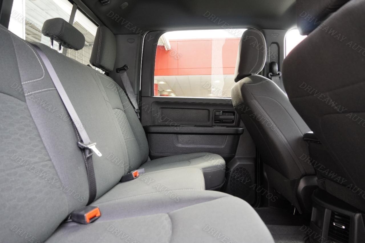 RAM 3500 Tradesman 4x4 Crew Cab 8' Box 2025