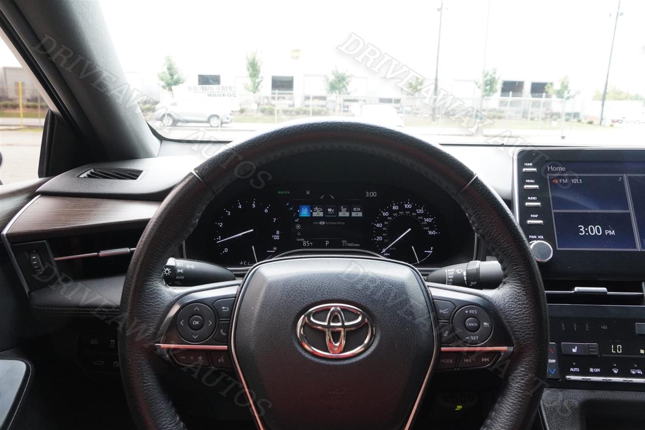 Toyota Avalon XLE FWD (Natl) 2022