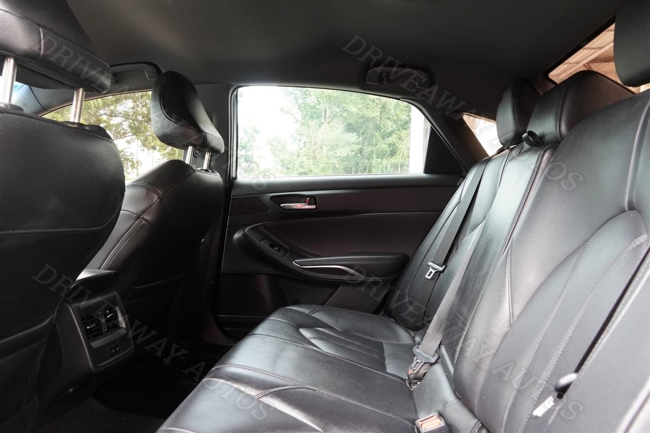 Toyota Avalon XLE FWD (Natl) 2022