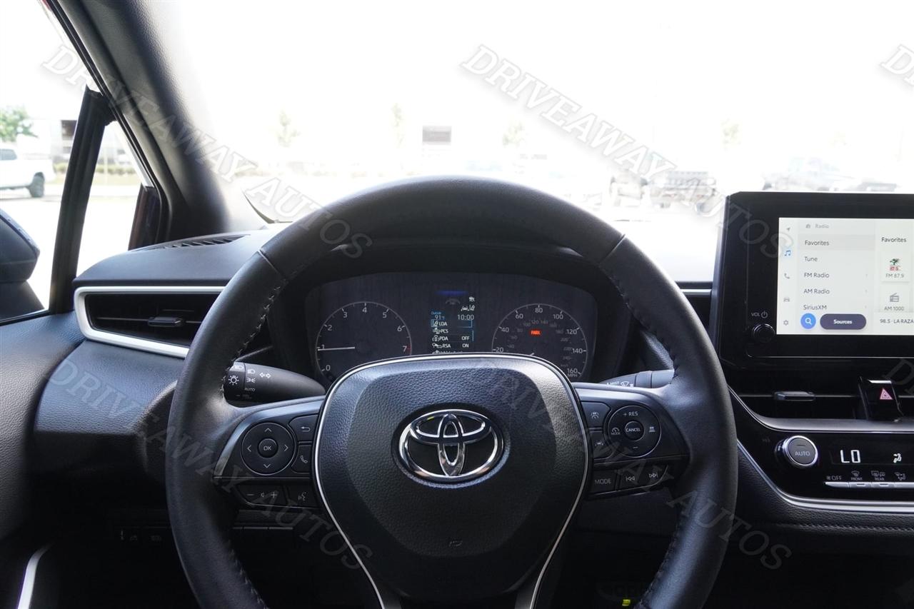 Toyota Corolla SE CVT (Natl) 2025