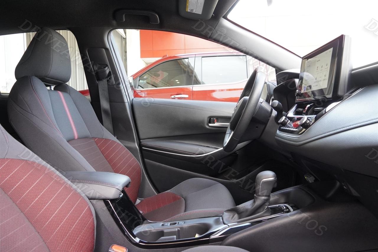 Toyota Corolla SE CVT (Natl) 2025