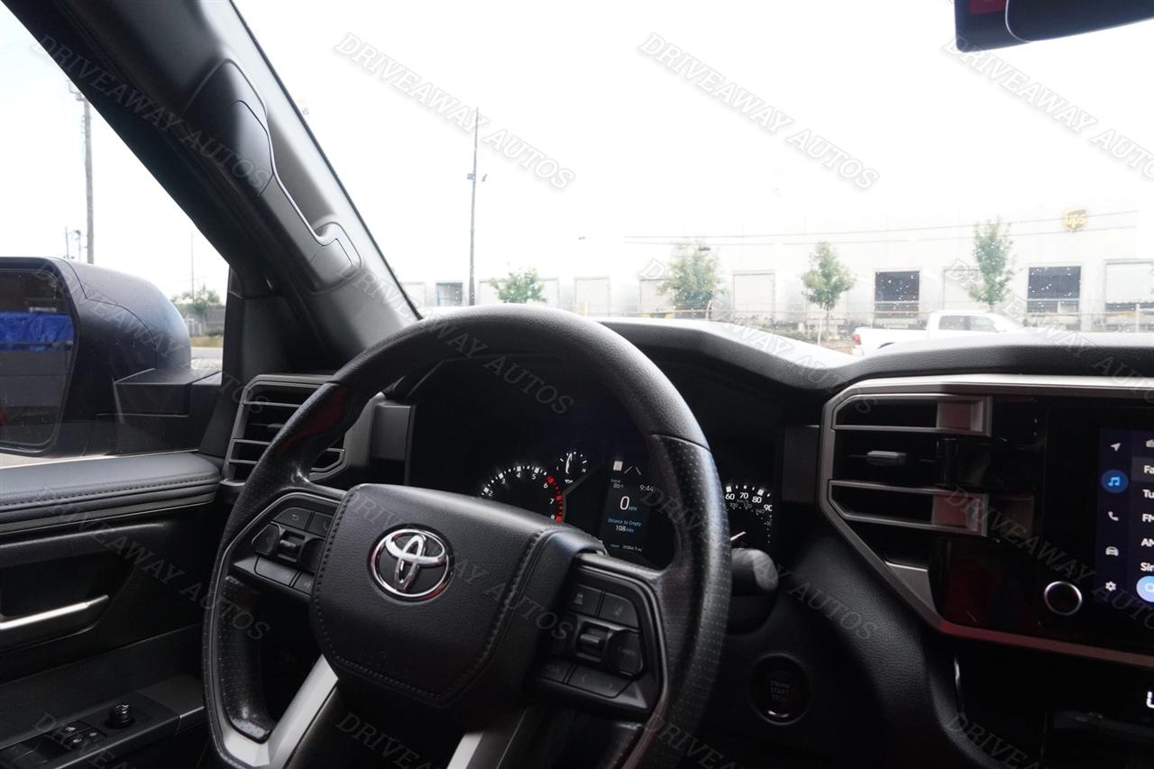 Toyota Tundra 4WD SR5 CrewMax 5.5' Bed (Natl) 2025
