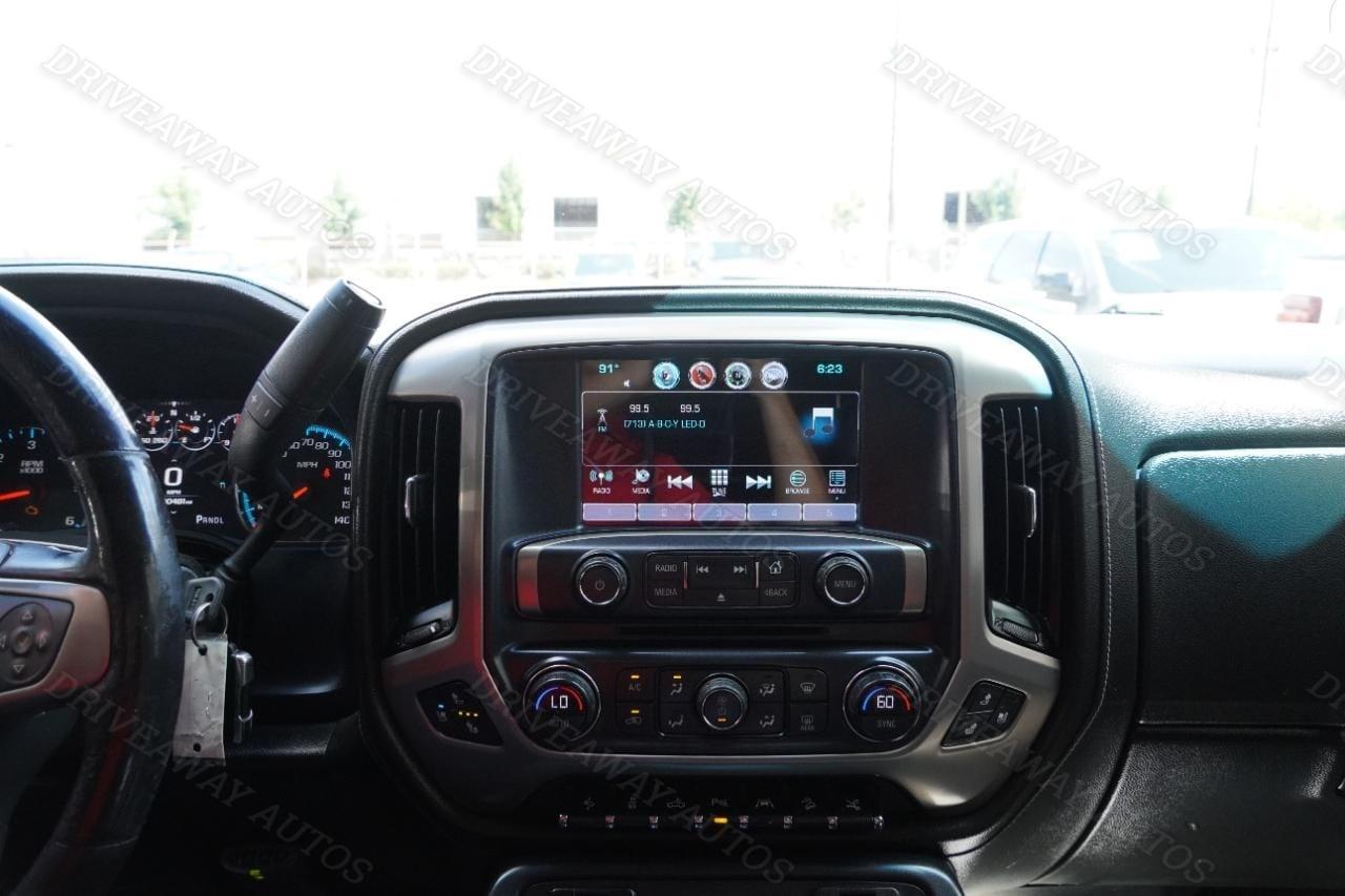 GMC Sierra 1500 4WD Crew Cab 143.5" Denali 2018