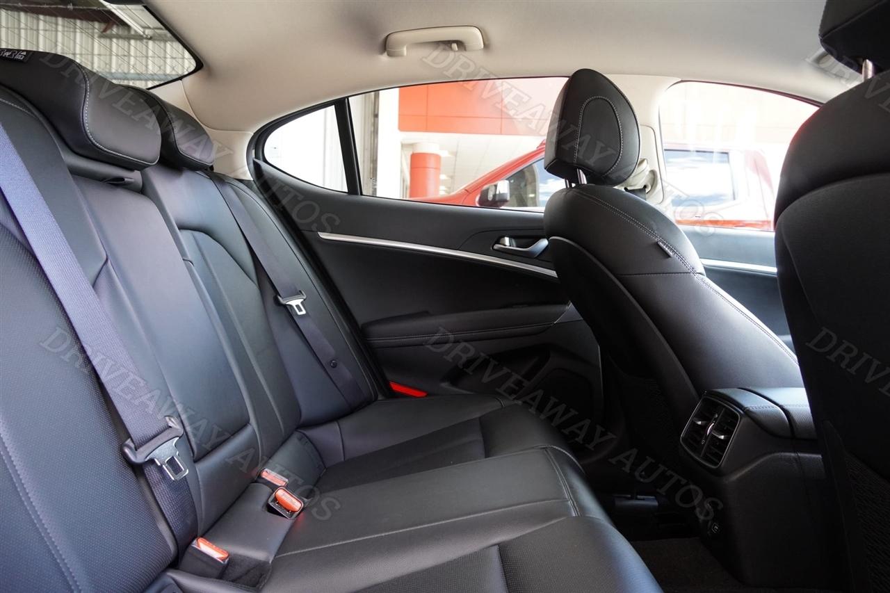 Genesis G70 2.0T RWD 2023