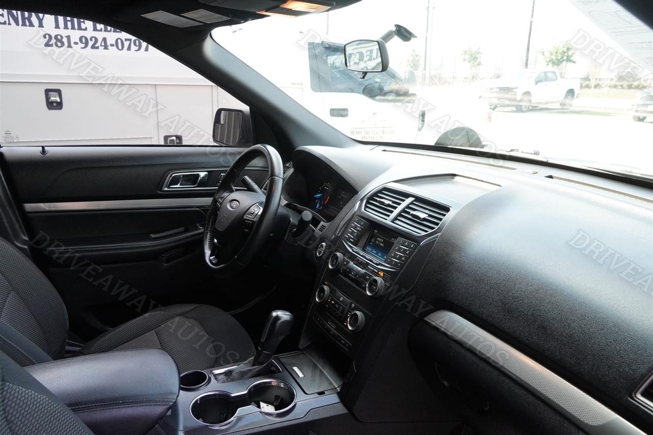 Ford Explorer XLT FWD 2019