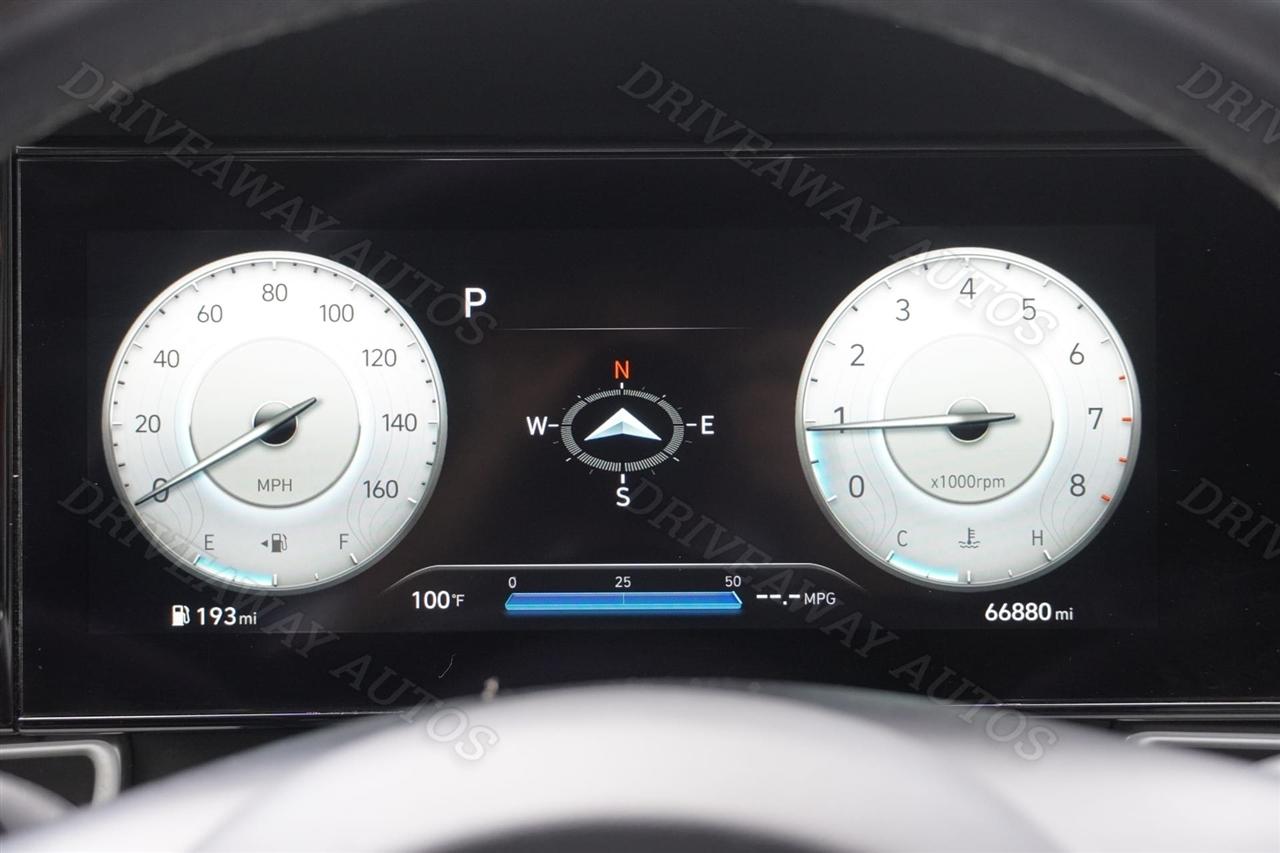 Hyundai Elantra Limited IVT *Ltd Avail* 2021