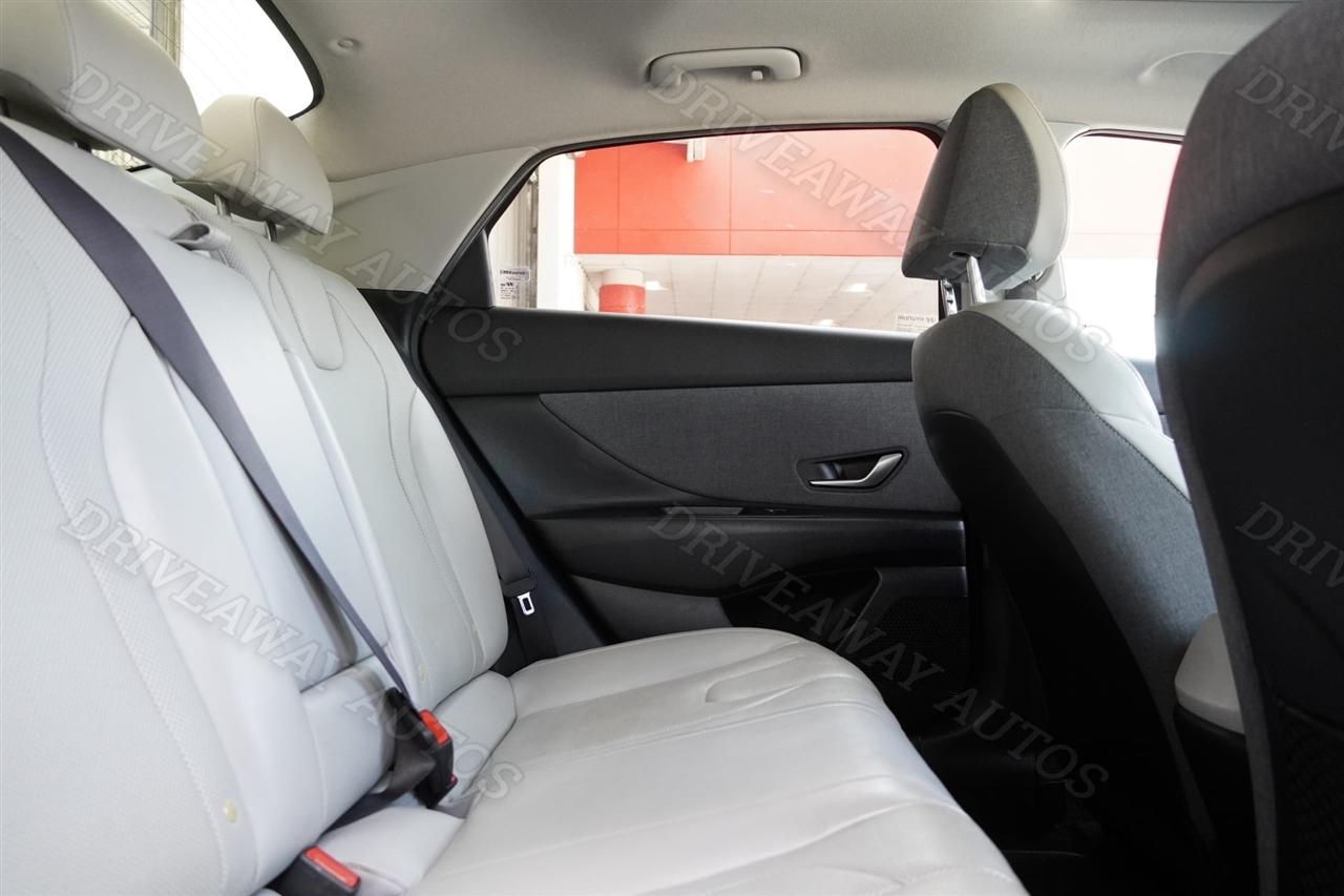 Hyundai Elantra Limited IVT *Ltd Avail* 2021
