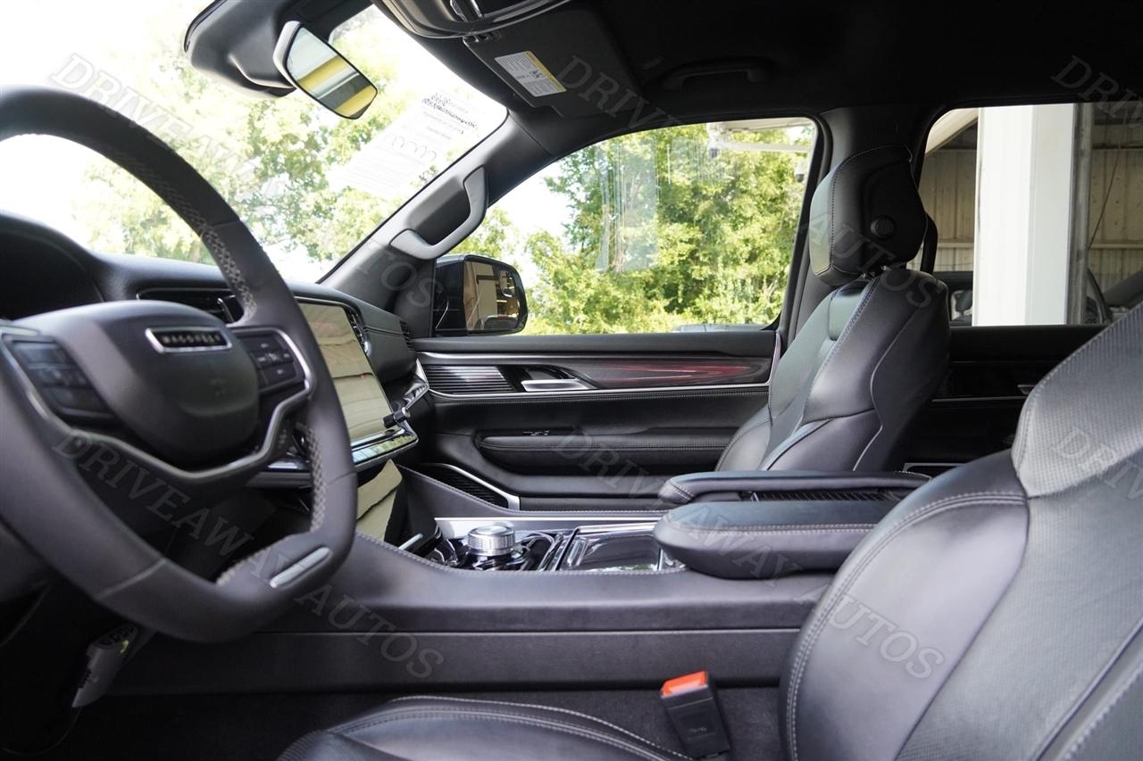 Jeep Wagoneer 4x2 2024