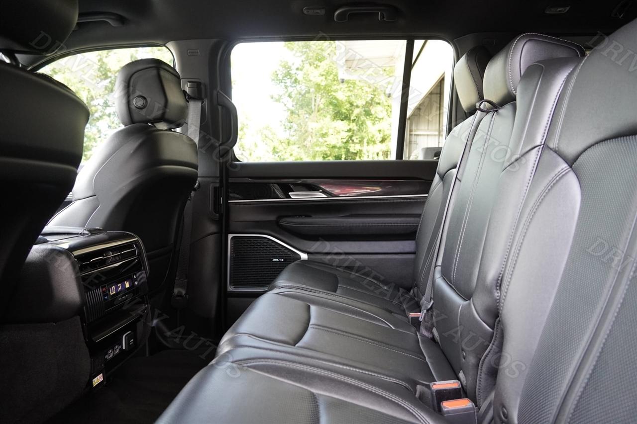 Jeep Wagoneer 4x2 2024