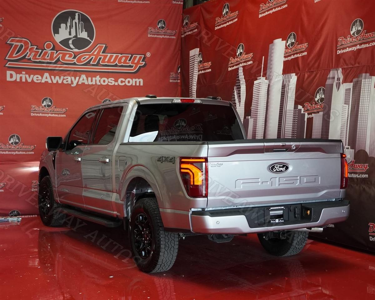 Ford F-150 Lariat 4WD SuperCrew 5.5' Box 2026