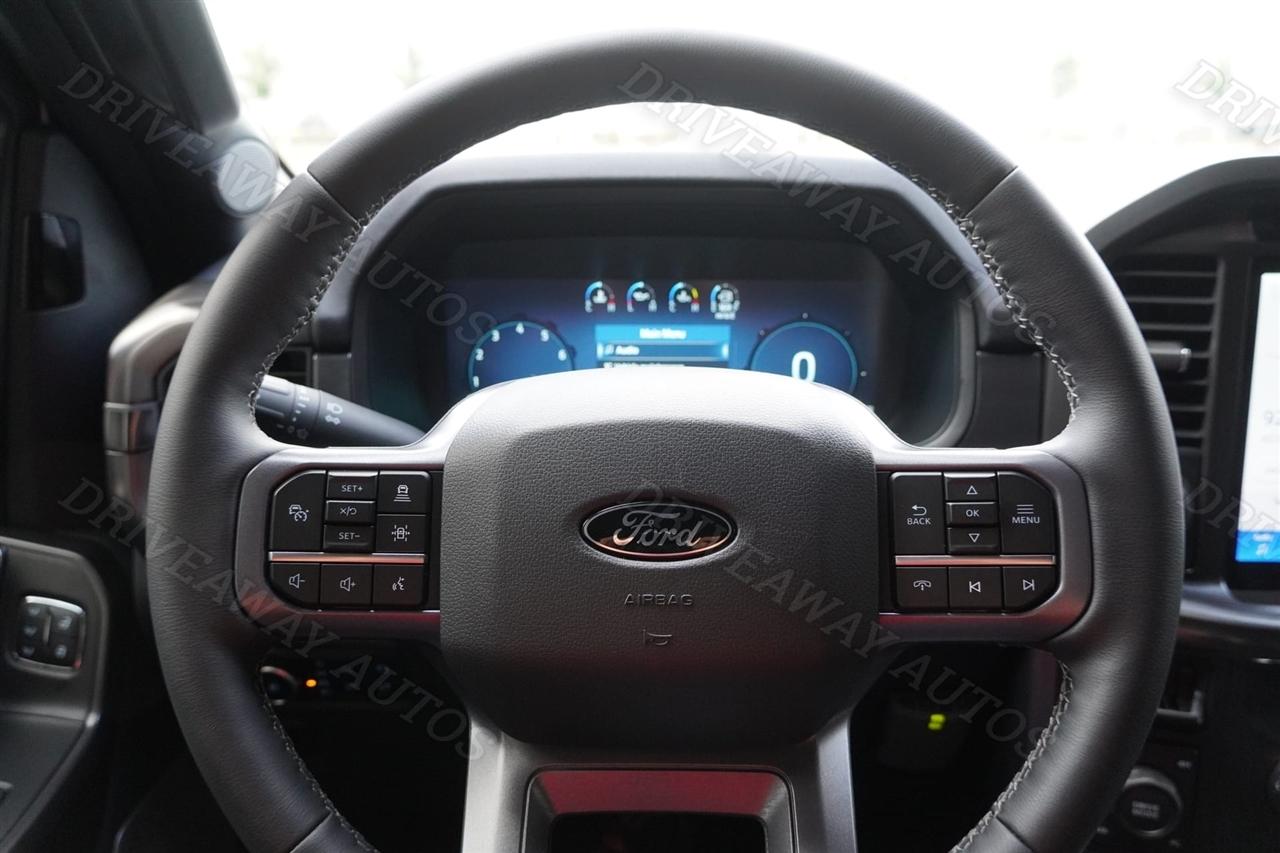 Ford F-150 Lariat 4WD SuperCrew 5.5' Box 2026