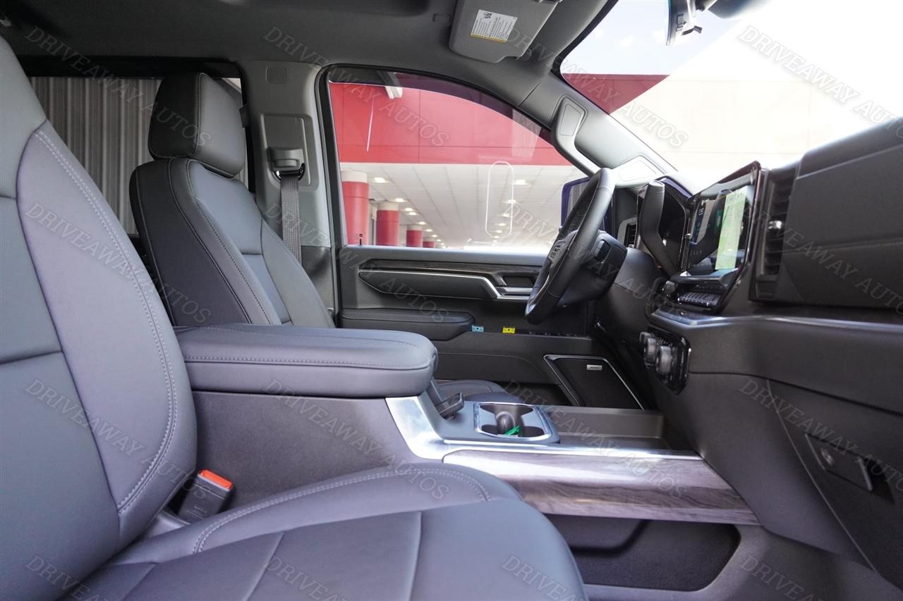 Chevrolet Silverado 2500HD 4WD Crew Cab 159" LTZ 2025