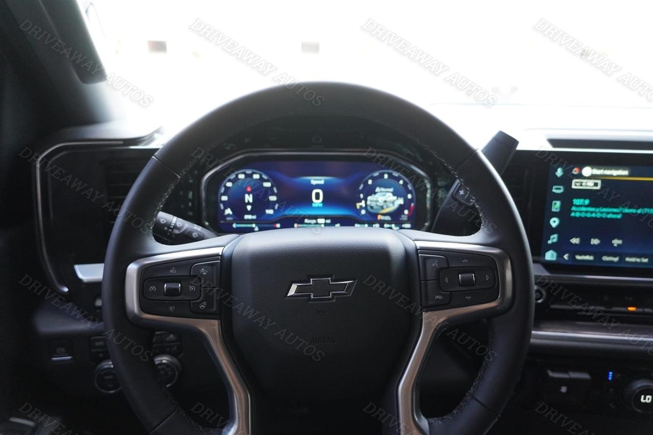 Chevrolet Silverado 2500HD 4WD Crew Cab 159" LTZ 2025