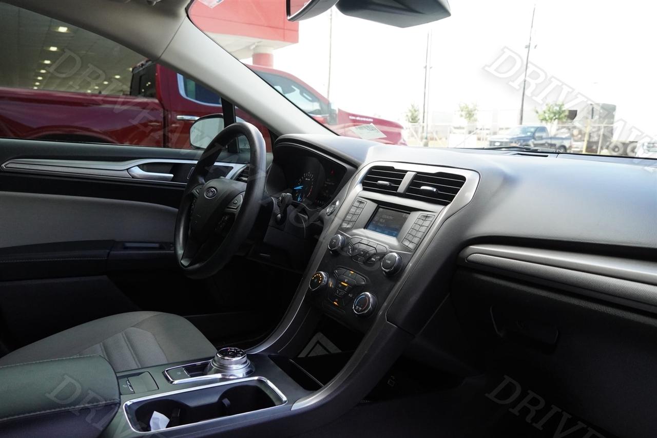Ford Fusion S FWD 2019