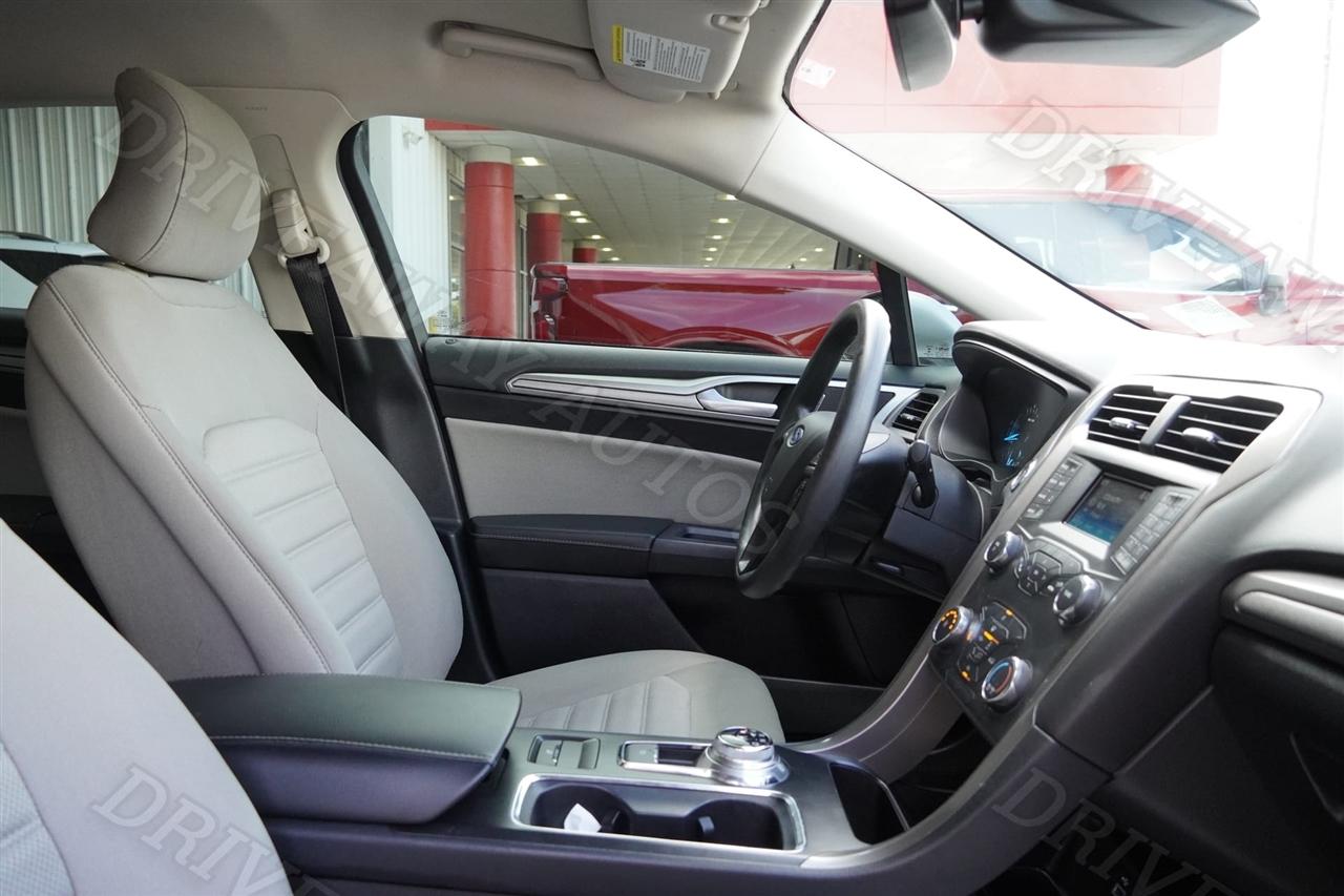 Ford Fusion S FWD 2019