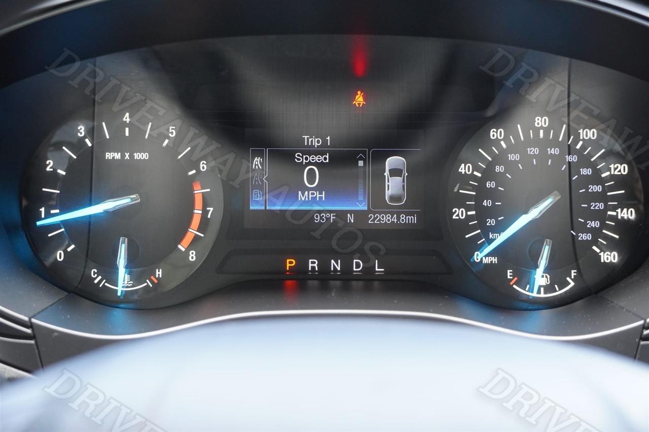 Ford Fusion S FWD 2019