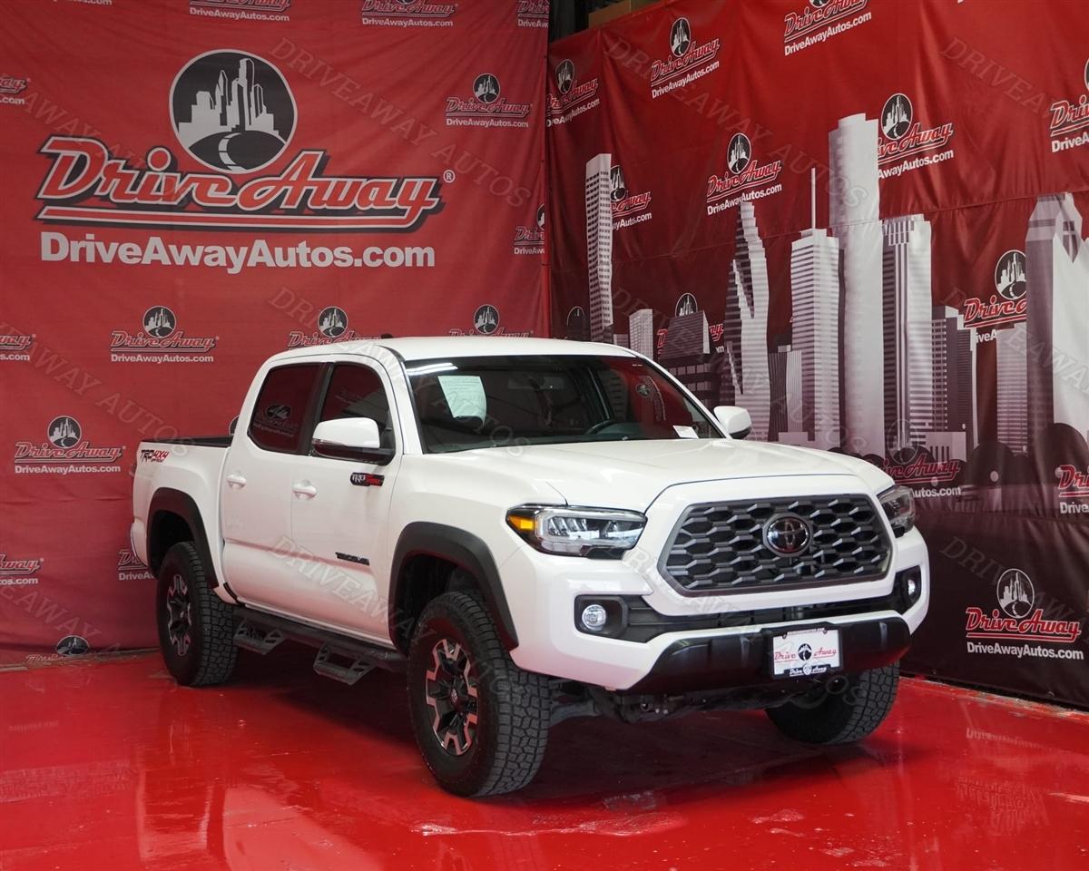 2023 Toyota Tacoma 4WD SR Double Cab 5' Bed V6 AT (Natl)