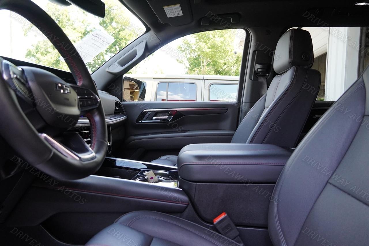 Chevrolet Suburban 2WD 4dr RST 2025