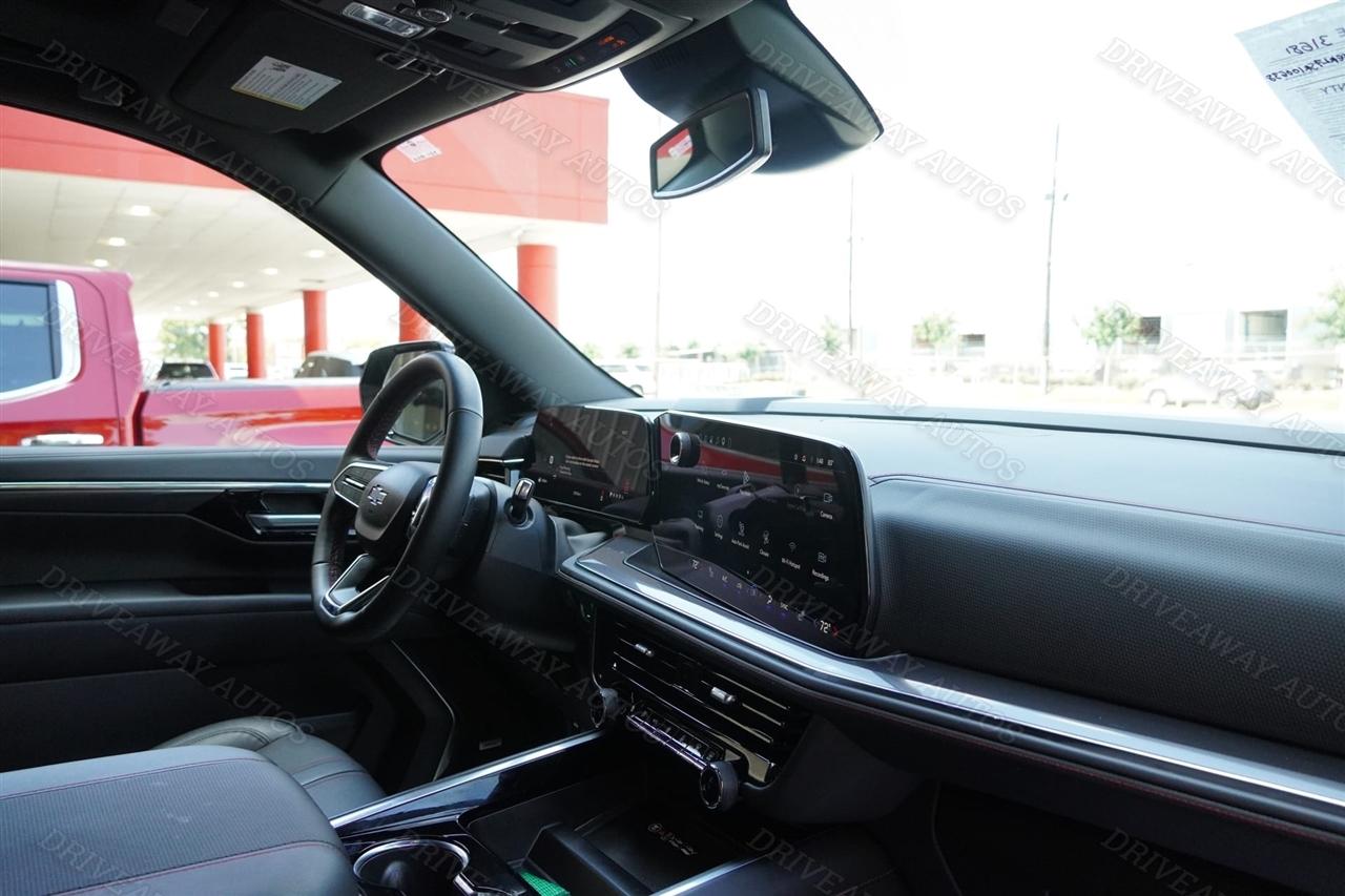 Chevrolet Suburban 2WD 4dr RST 2025