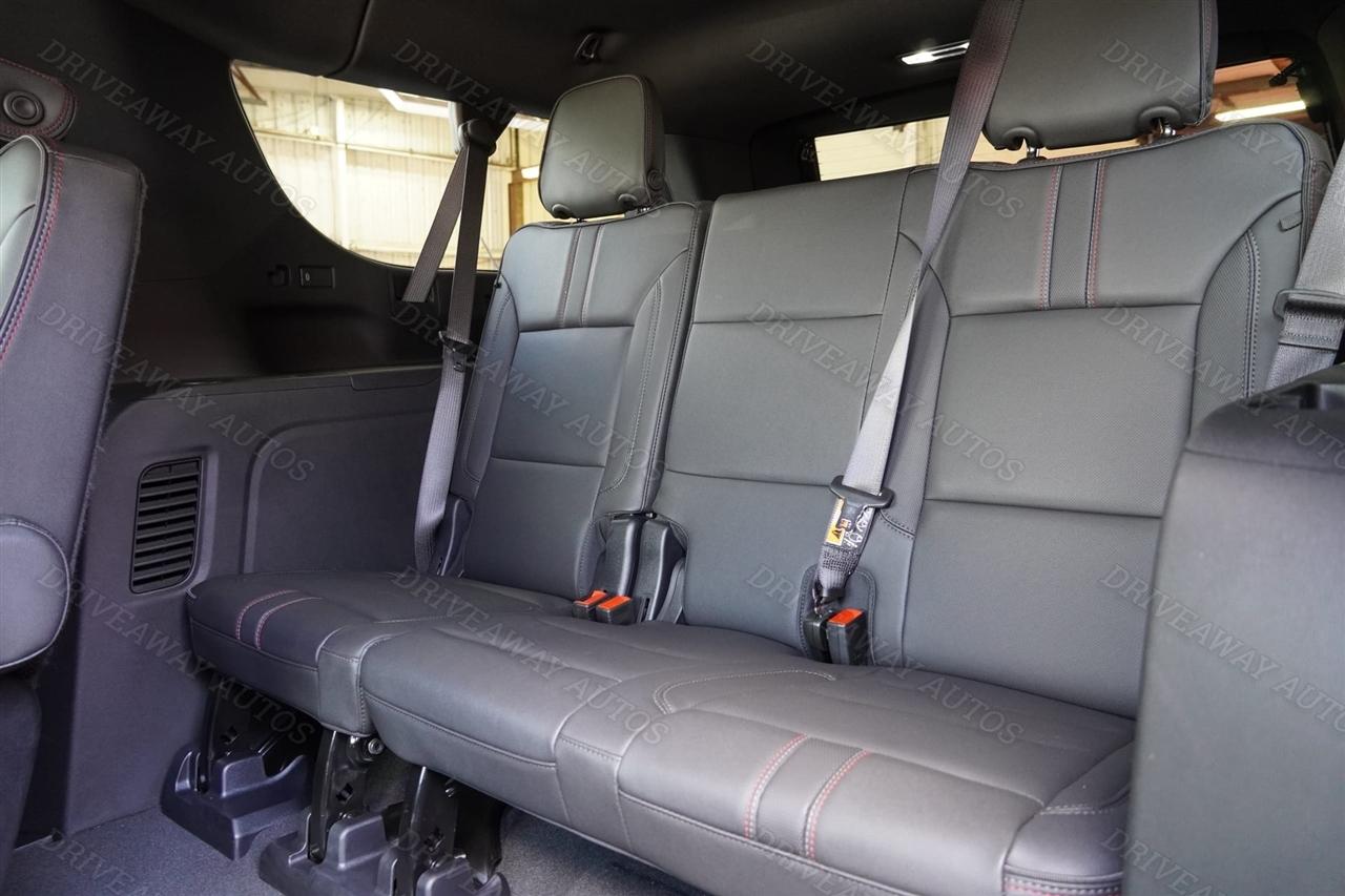 Chevrolet Suburban 2WD 4dr RST 2025