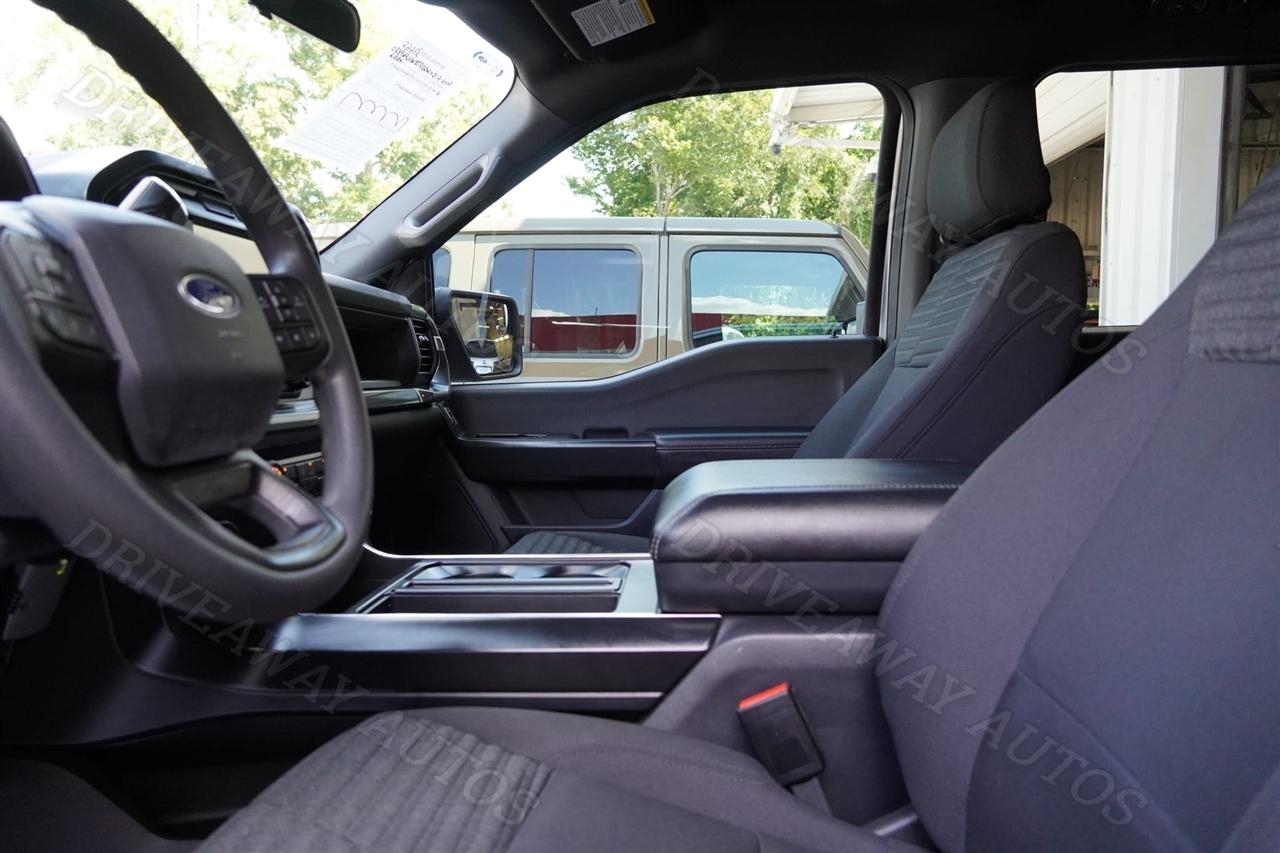 Ford F-150 Lariat 2WD SuperCrew 5.5' Box 2023