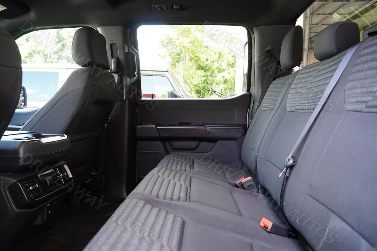 Ford F-150 Lariat 2WD SuperCrew 5.5' Box 2023