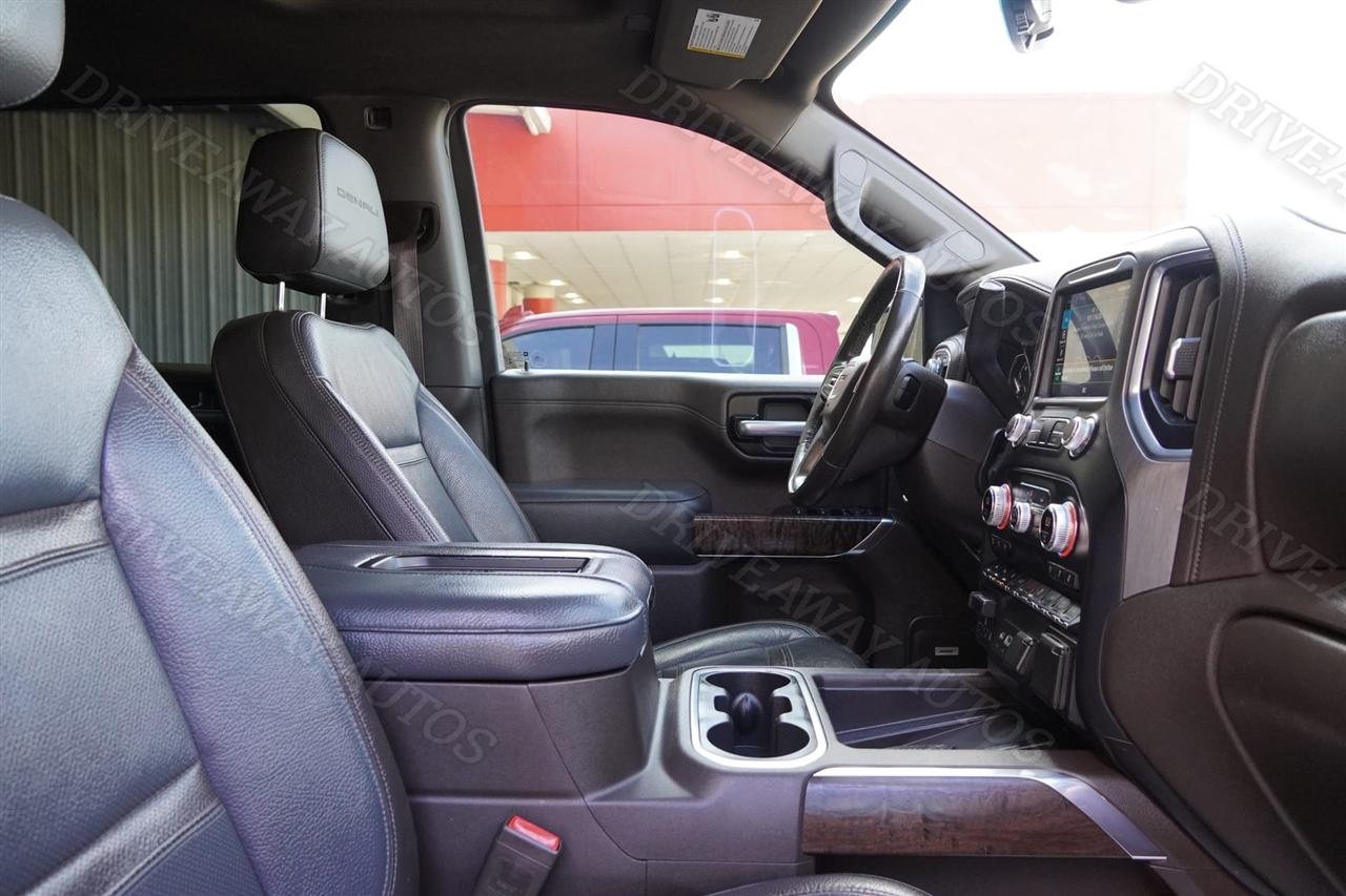 GMC Sierra 1500 4WD Crew Cab 147" Denali 2021