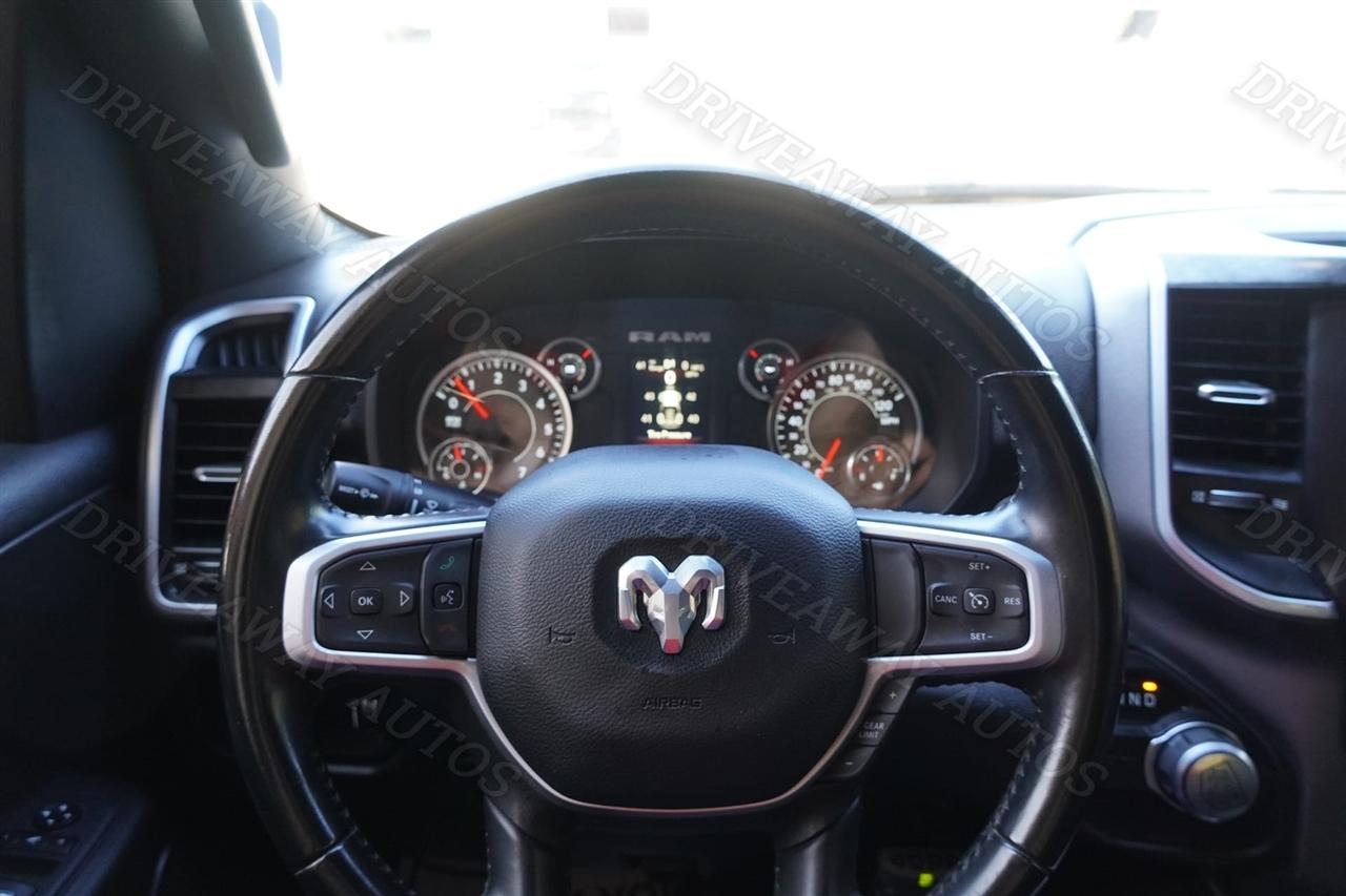 RAM 1500 Big Horn 4x2 Crew Cab 5'7" Box 2022